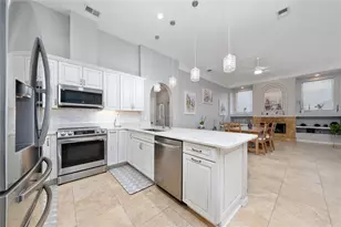 7657 Mt Carmel Dr, Orlando, FL 32835 - Photo 7