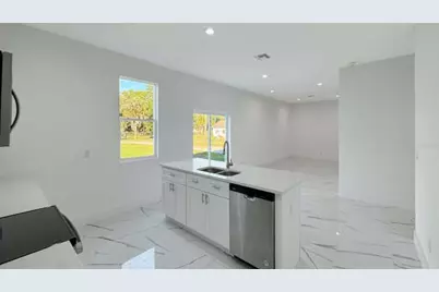 27 W 8th Street, Apopka, FL 32703 - Photo 9