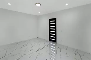 27 W 8th St, Apopka, FL 32703 - Photo 3