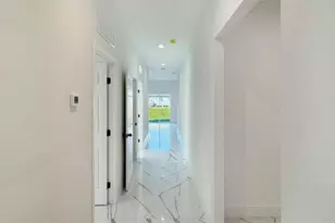 27 W 8th St, Apopka, FL 32703 - Photo 5