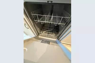 5059 Tibet Court, Saint Cloud, FL 34772 - Photo 11