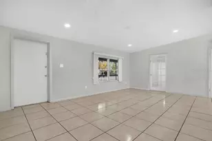 10116 Union Park Dr, Orlando, FL 32817 - Photo 5