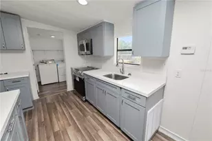 10850 Country Haven Dr, Lakeland, FL 33809 - Photo 9