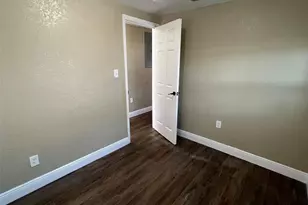 1307 W Kaley Ave, Orlando, FL 32805 - Photo 3