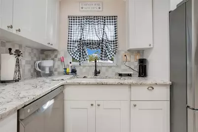 6746 Osceola Drive, Mount Dora, FL 32757 - Photo 13