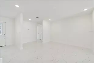 4033 Buttonbush Cir, Lakeland, FL 33811 - Photo 9