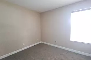 9143 Lake Avon Dr, Orlando, FL 32829 - Photo 9