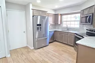 816 Brimfield Ct, Port Orange, FL 32127 - Photo 5