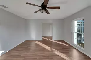 3305 Peacock Ln, Mulberry, FL 33860 - Photo 11