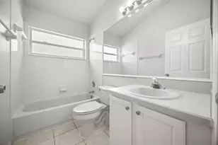 2701 Autumn Creek Cir, Kissimmee, FL 34747 - Photo 17