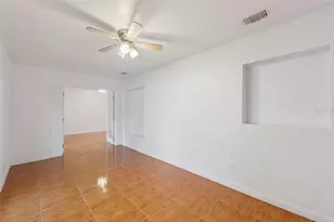 2625 Mill Run Blvd, Kissimmee, FL 34744 - Photo 11