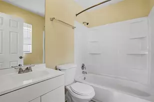 2305 26th Ave W, Bradenton, FL 34205 - Photo 23