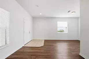 7702 Dragon Fly Loop, Gibsonton, FL 33534 - Photo 5