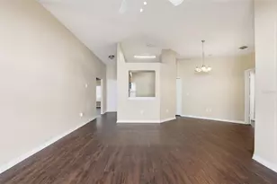 3144 Summer House Dr, Valrico, FL 33594 - Photo 5