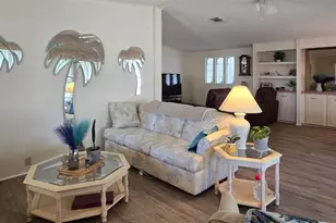 927 Yew St, Sebastian, FL 32976 - Photo 5