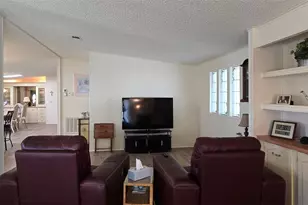 927 Yew St, Sebastian, FL 32976 - Photo 9