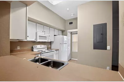 9177 SW 52nd Road #E-102, Gainesville, FL 32608 - Photo 15