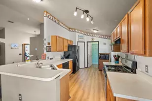 112 Royal Ridge Dr, Davenport, FL 33837 - Photo 11