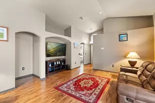 112 Royal Ridge Dr, Davenport, FL 33837 - Photo 3