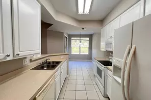 6465 Cantua Ln, Orlando, FL 32835 - Photo 17