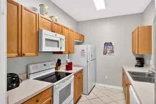 8101 Coconut Palm Way, Kissimmee, FL 34747 - Photo 7