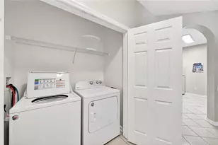 8101 Coconut Palm Way, Kissimmee, FL 34747 - Photo 5