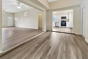 5812 22nd St W, Bradenton, FL 34207 - Photo 13