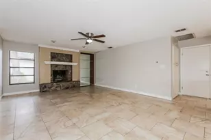 1303 Sandalwood Dr, Plant City, FL 33563 - Photo 11