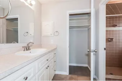 1303 Sandalwood Drive, Plant City, FL 33563 - Photo 13