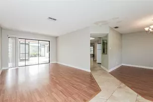 1303 Sandalwood Dr, Plant City, FL 33563 - Photo 3