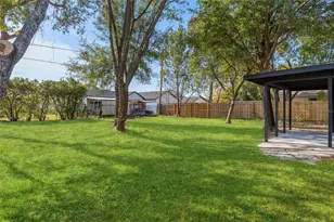 1101 Matterhorn St, Deltona, FL 32725 - Photo 21