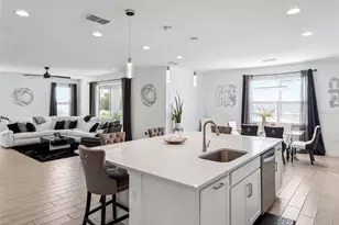 591 Via Bella Ct, Howey in the Hills, FL 34737 - Photo 9