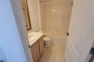 7233 SE 171st Pond Ln, The Villages, FL 32162 - Photo 19