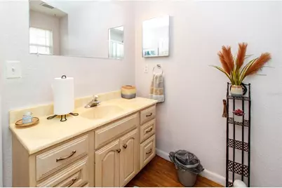 525 4th Avenue SW, Largo, FL 33770 - Photo 17