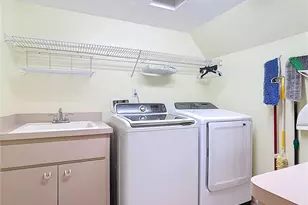 1807 Virginia Ct, Tavares, FL 32778 - Photo 31