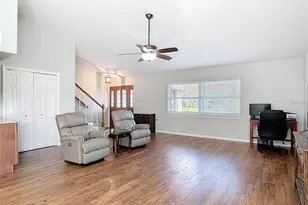 1807 Virginia Ct, Tavares, FL 32778 - Photo 5