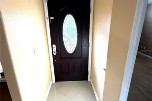 9217 Valencia Palms Dr, Orlando, FL 32825 - Photo 3