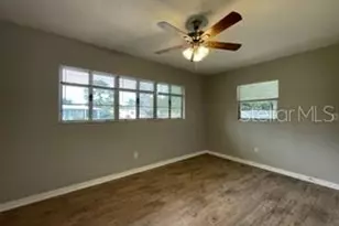 4504 S Clark Ave, Tampa, FL 33611 - Photo 11