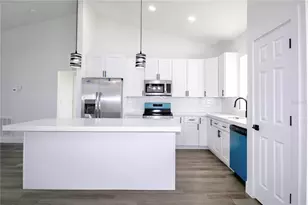 2313 N Olivia Dr, Avon Park, FL 33825 - Photo 17