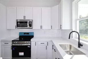 2313 N Olivia Dr, Avon Park, FL 33825 - Photo 19