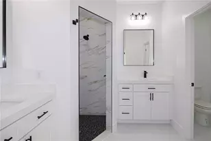 2313 N Olivia Dr, Avon Park, FL 33825 - Photo 3