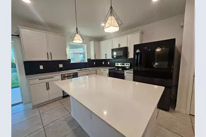 3928 Capri Coast Drive, Plant City, FL 33565 - Photo 11