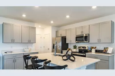 725 Hazelwood Court, Haines City, FL 33844 - Photo 5