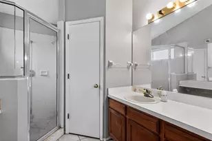 6516 Piccadilly Ln, Orlando, FL 32835 - Photo 9