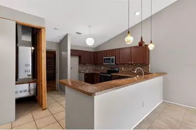 6516 Piccadilly Lane, Orlando, FL 32835 - Photo 7