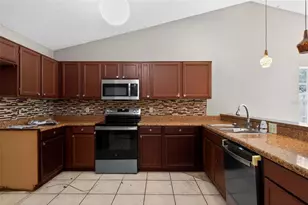 6516 Piccadilly Ln, Orlando, FL 32835 - Photo 15