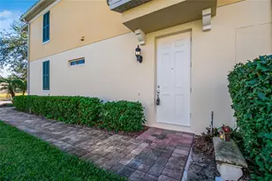 12010 Lorenza Ln, Orlando, FL 32827 - Photo 3