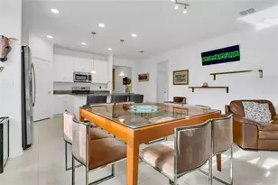 1580 Blue Lagoon Cir, Mascotte, FL 34753 - Photo 9