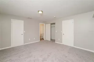 14206 Village Terrace Dr, Tampa, FL 33624 - Photo 7