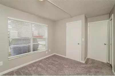 14206 Village Terrace Drive, Tampa, FL 33624 - Photo 11